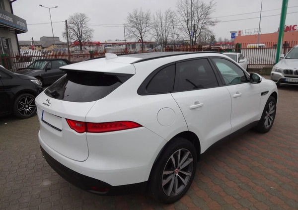 Jaguar F-Pace cena 136900 przebieg: 109000, rok produkcji 2016 z Białystok małe 191